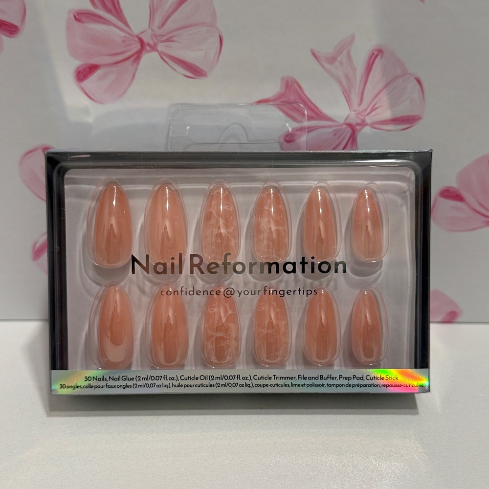 Nail Reformation Press On Nails‎ Marble Almond 30 Count Kit NEW